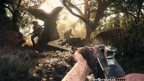 a player holding a gun in Hunt: Showdown