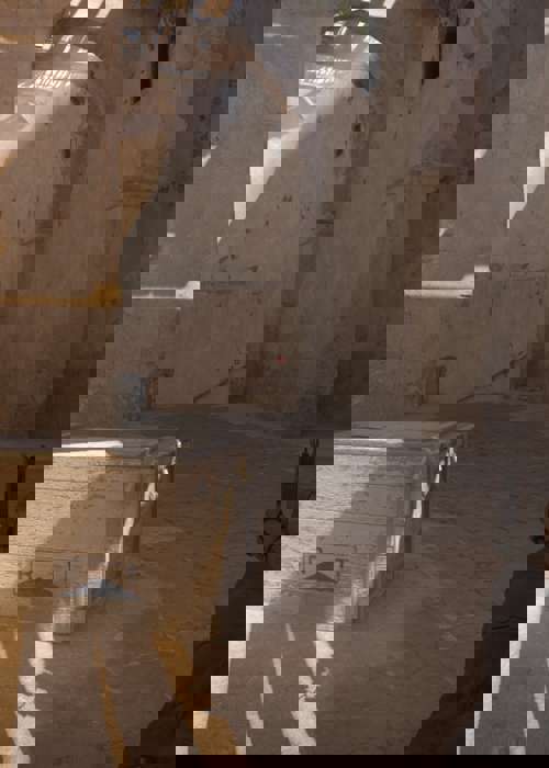 What is the best dot crosshair in CS2? Size, colour, shape & more