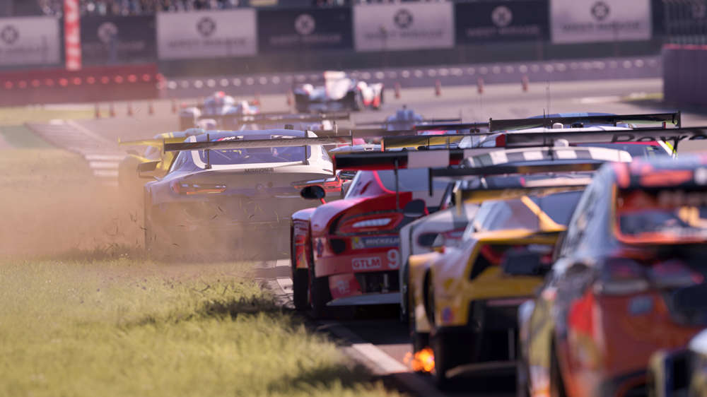 Does Forza Motorsport have split-screen co-op?